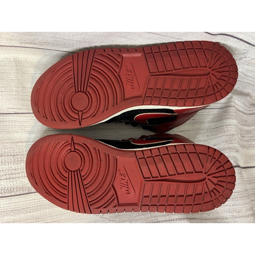 Nike Air Jordan 1 Mid SS Bred Text Black Red GS Size 6.5Y Youth DM9650 001 AJ - Picture 7 of 8